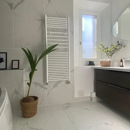 Maison De Ville-Ideale Pour Les Deplacements Pros-35Min Paris-Versailles-Giverny- La Falaise Exterior photo