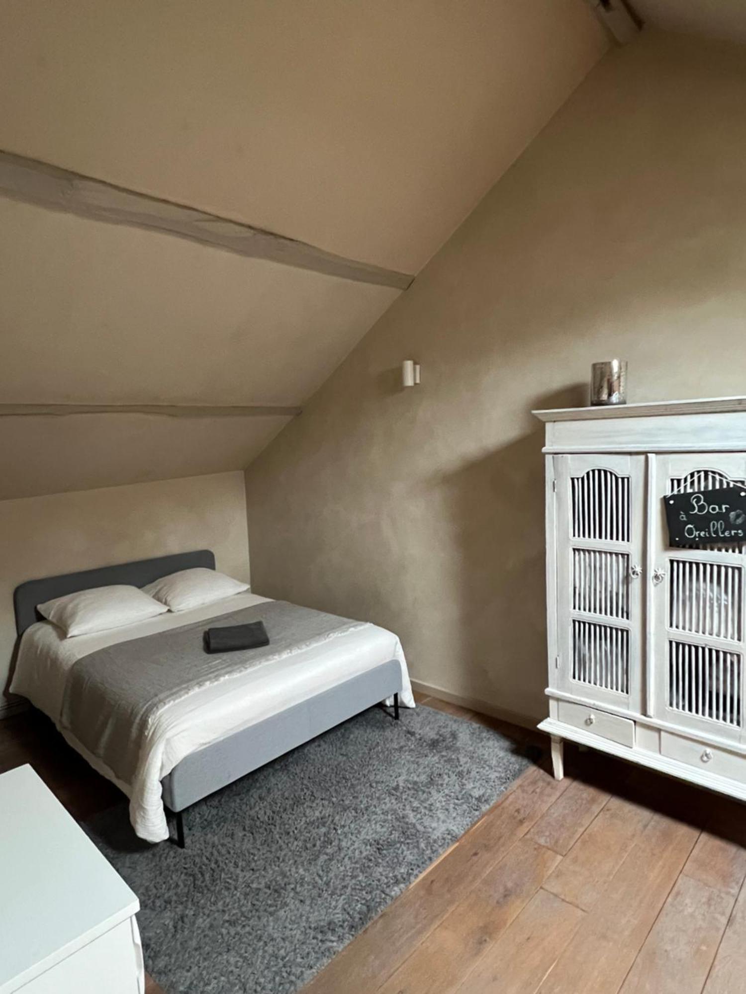 Apartment Maison De Ville-ideale Pour Les Deplacements Pros-35min Paris-versailles-giverny- La Falaise