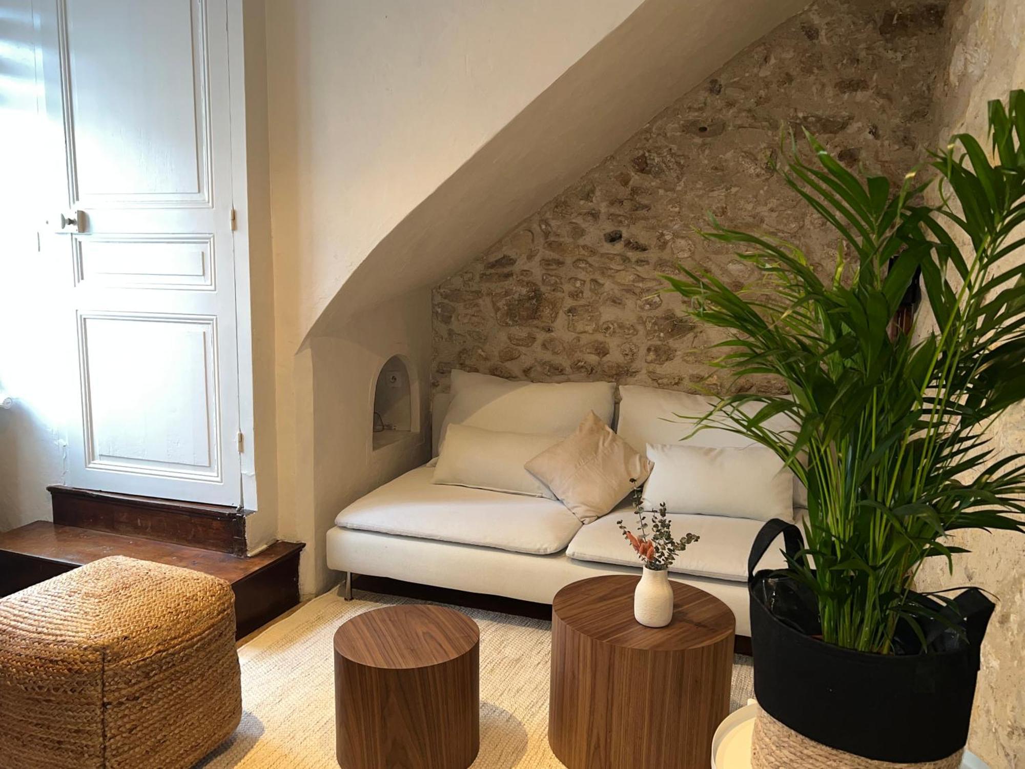 Maison De Ville-ideale Pour Les Deplacements Pros-35min Paris-versailles-giverny- *